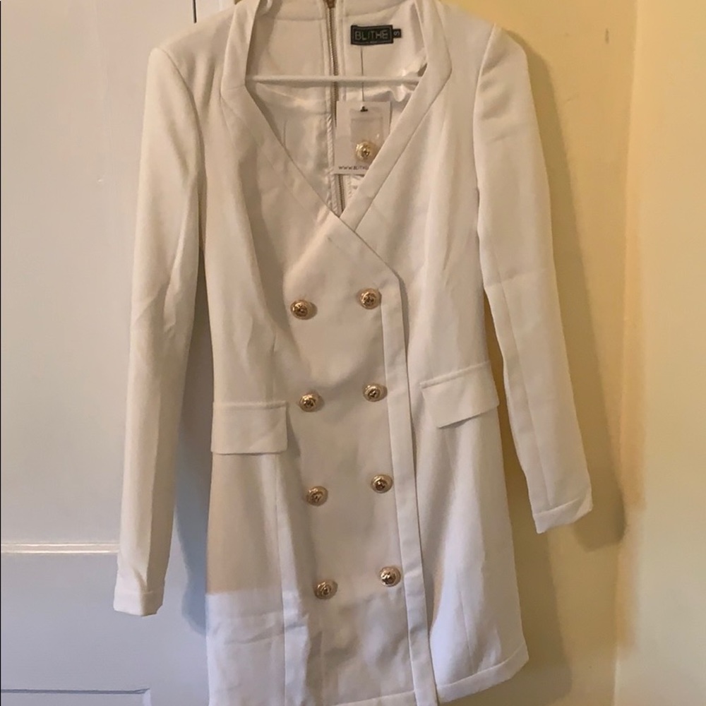 White, never worn, long sleeve blazer dress